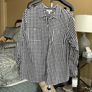 NWT- Croft & Barrow Button Down Shirt